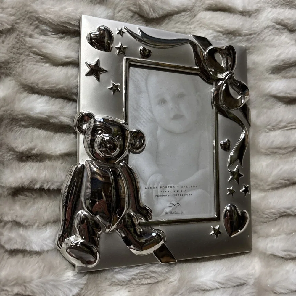 LENOX SMITHSONIAN Silver Plated Kirk Stieff Teddy Bear Picture Frame 4 X 6